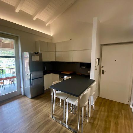 Modern Apartment With Terrace And Mezzanine Floor Colico Εξωτερικό φωτογραφία